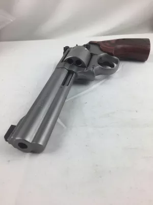 Smith & Wesson Modell 686-6 International Lauflänge 6" Kaliber .357Mag